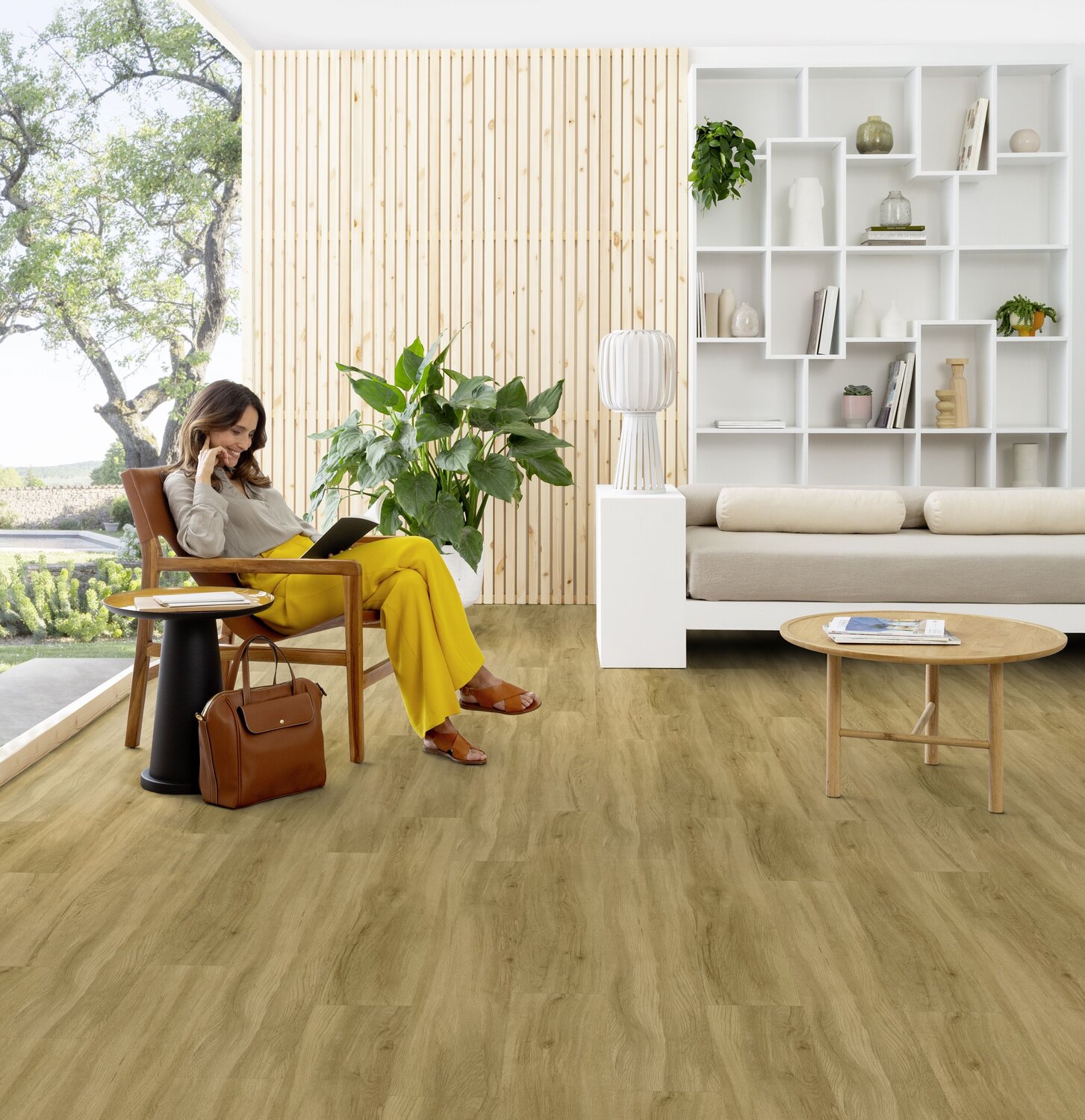 JPG 72 dpi-RS46189_lord honey livingroom.jpg