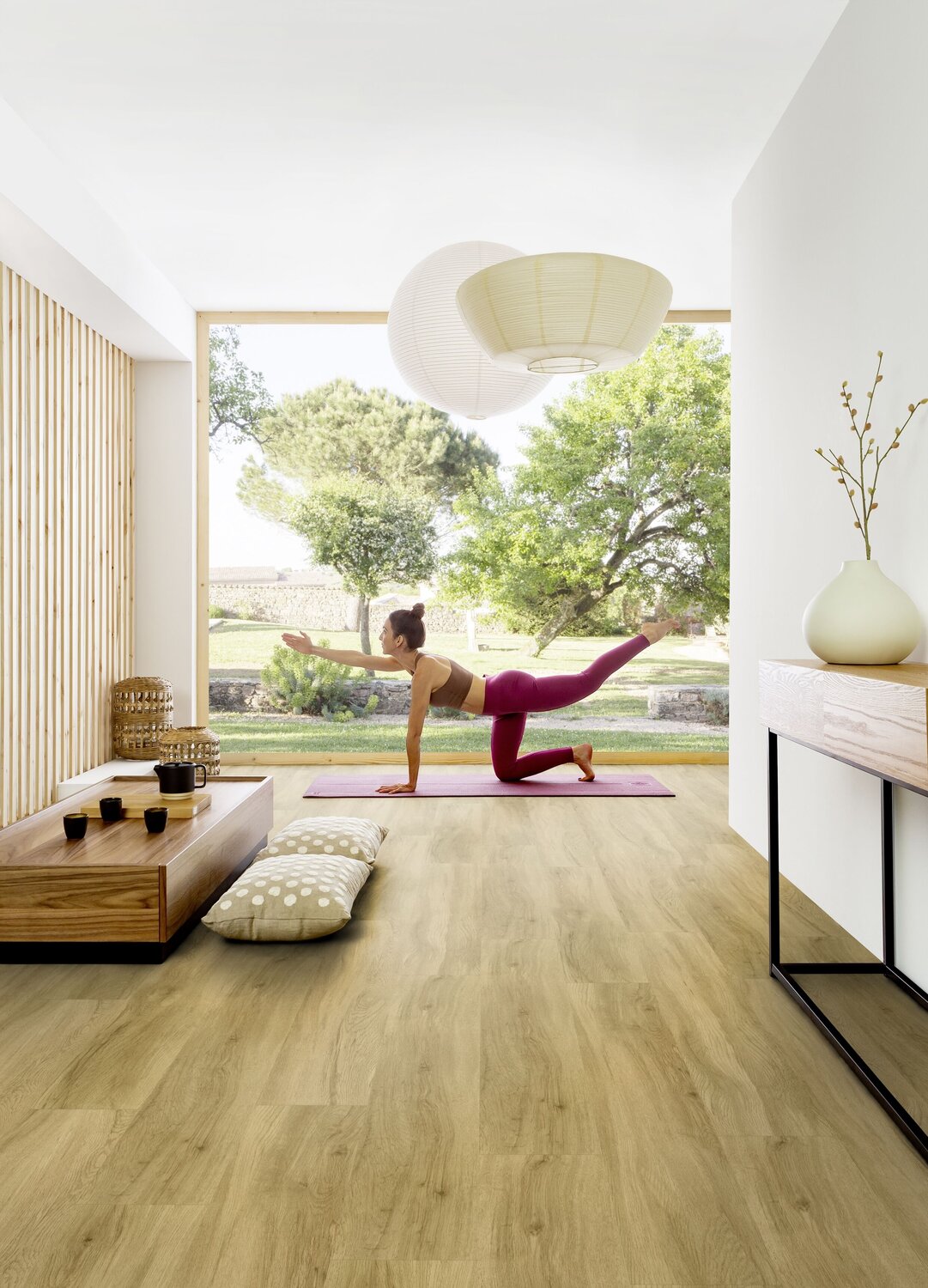 JPG 72 dpi-RS46181_lord honey livingroom.jpg